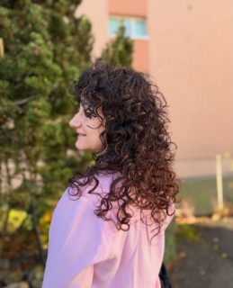 Frischer Lockenmullet 🤎💥

#freshhaircut #mullethair #curlhair #springhair #sistershairlounge